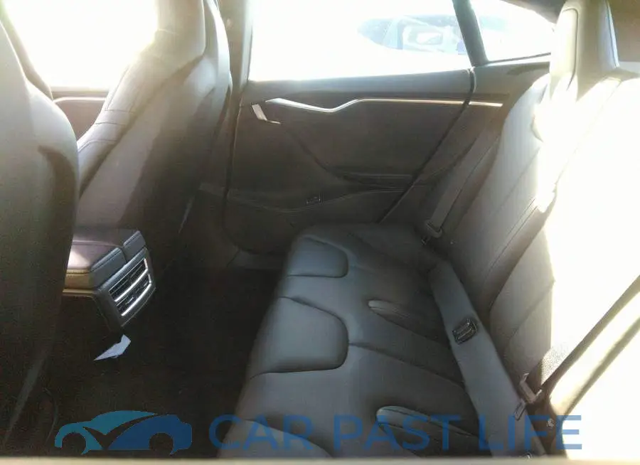 5YJSA1E25GF143124# 8