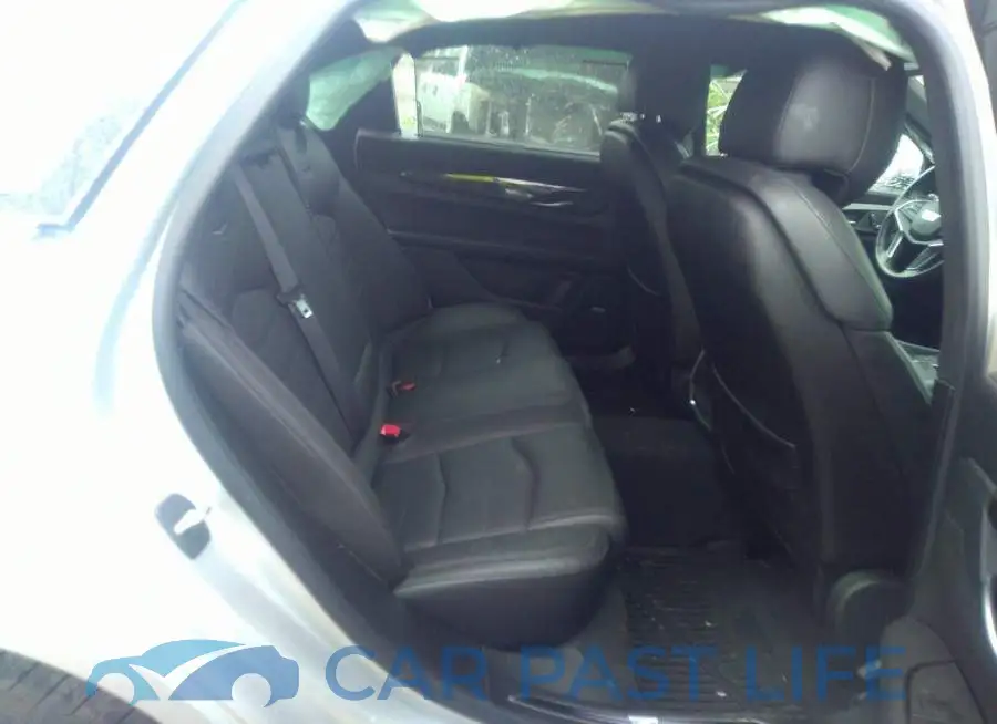 1G6KD5RS1GU161347# 8