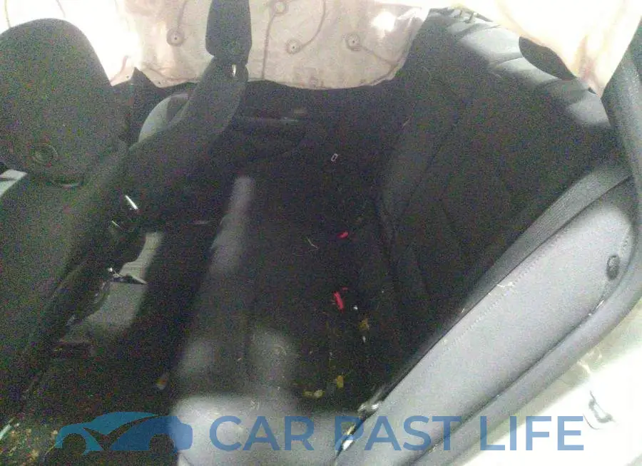1G1ZD5ST5JF106435# 8