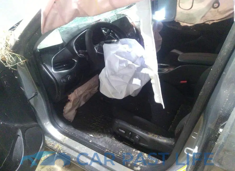 1G1ZD5ST5JF106435# 5