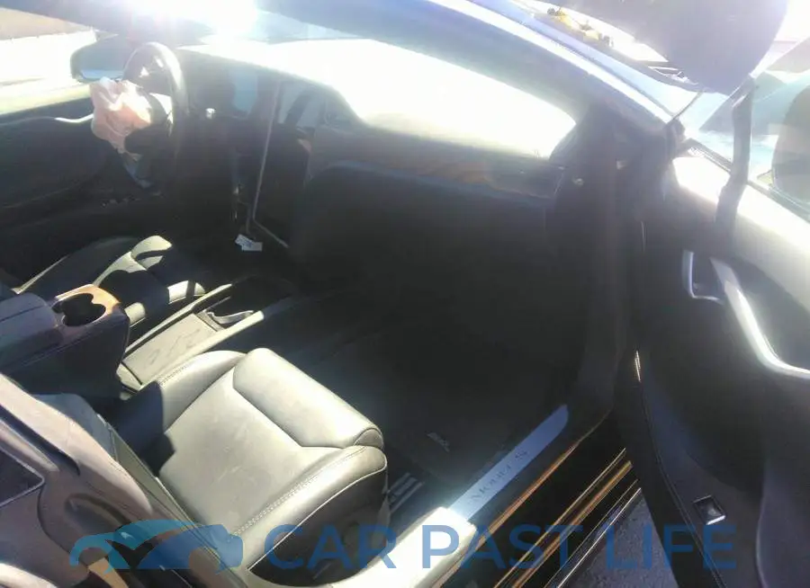 5YJSA1E24KF302210# 5
