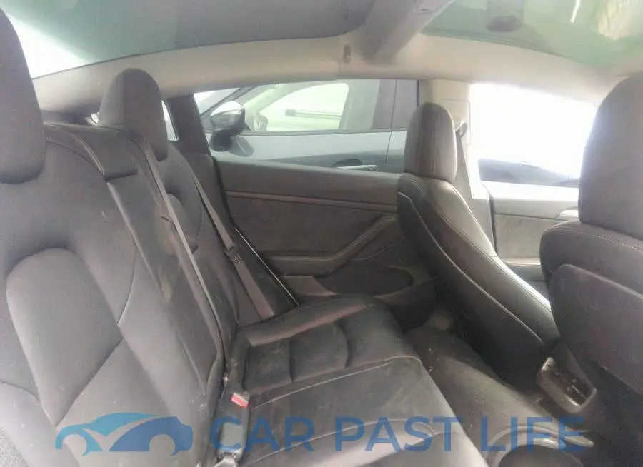 5YJ3E1EC5NF113300# 8