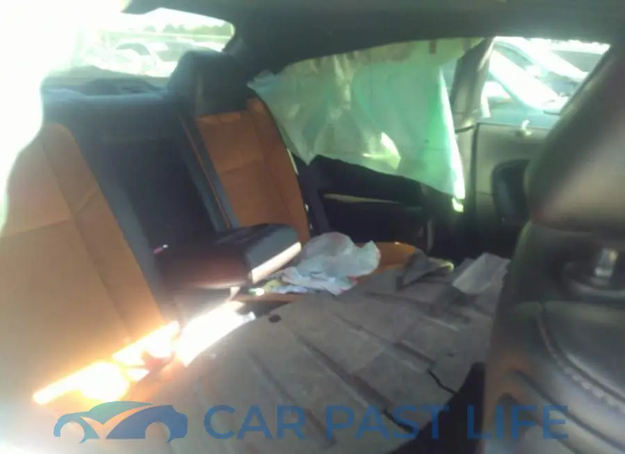 2C3CDZFJ5MH517256# 8