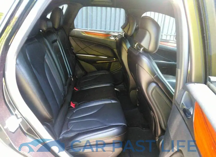 5LMCJ2D9XKUL15990# 8