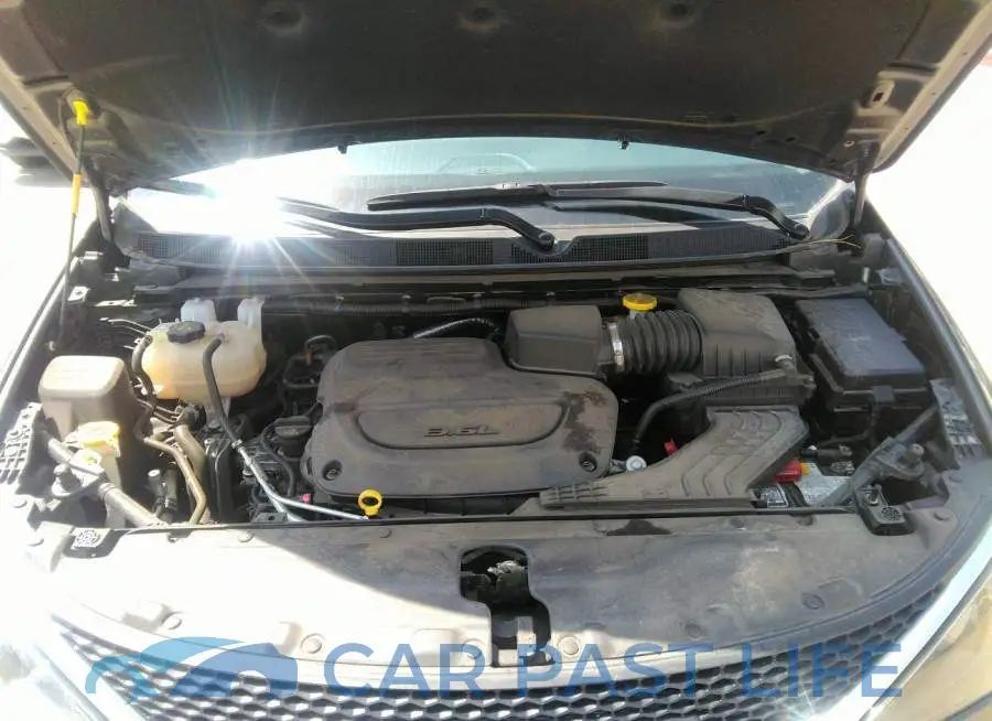 2C4RC1DG2LR265802# 10