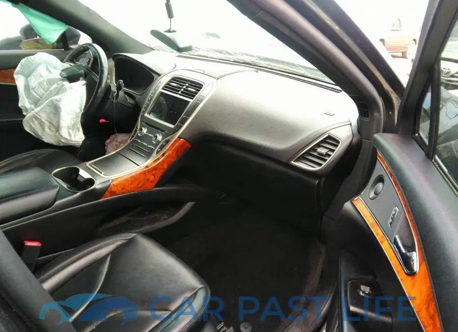 2LMPJ8K91LBL11879# 5