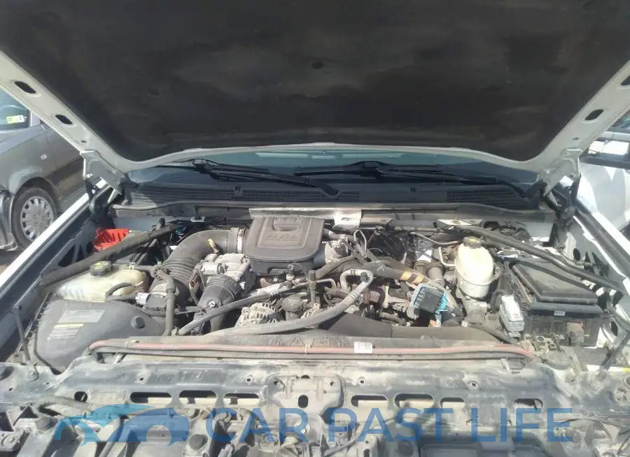 1GT12UE83GF101108# 10