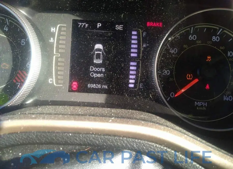 1C4PJLCBXFW612111# 7