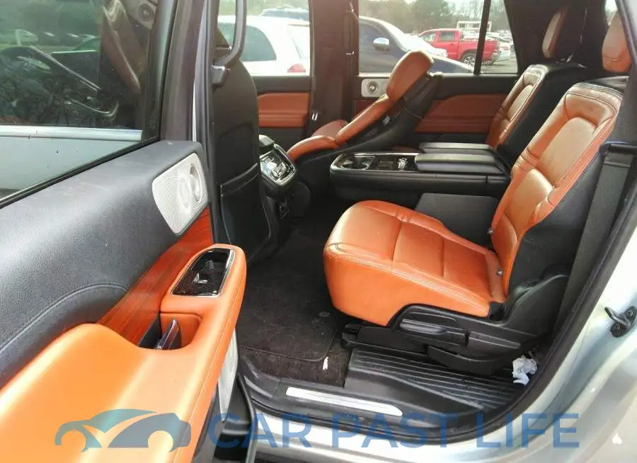 5LMJJ3LT7LEL15306# 8