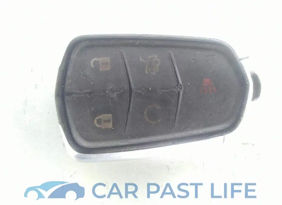 1G6KD5RS4JU149815# 11
