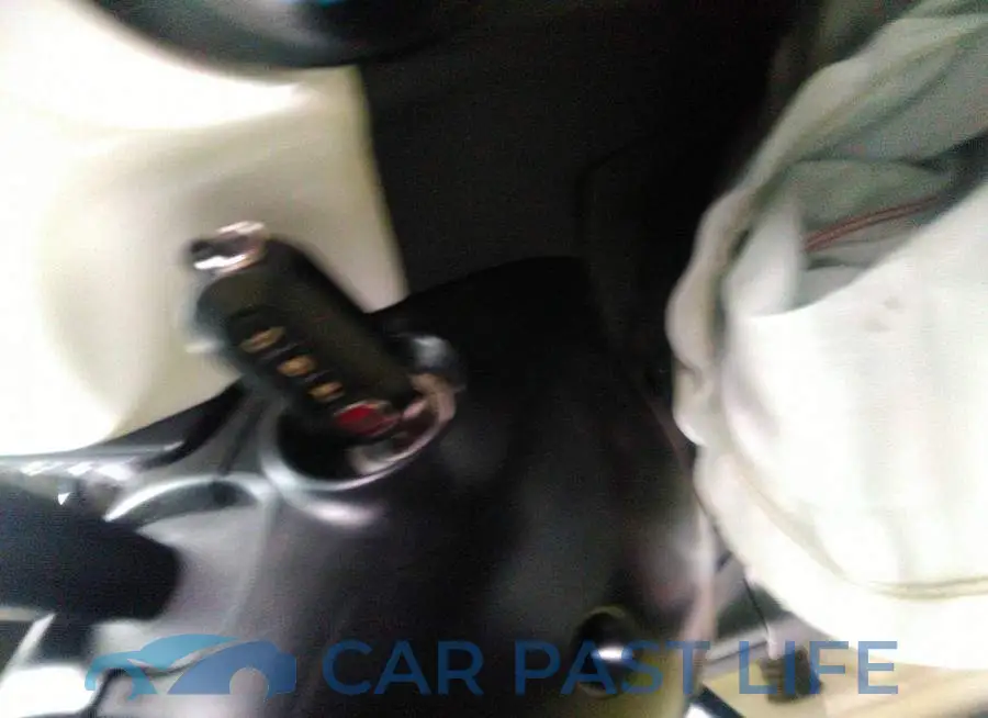 3C3CFFBR3FT647888# 11