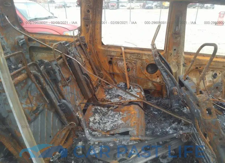SALAG2V68GA822759# 8