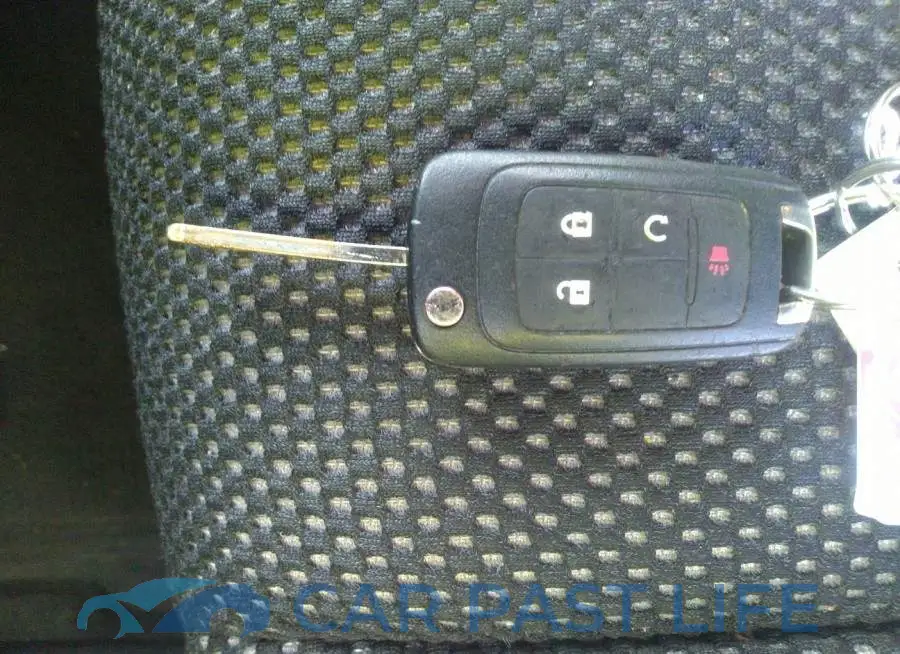 2GNALCEK8G6103232# 11