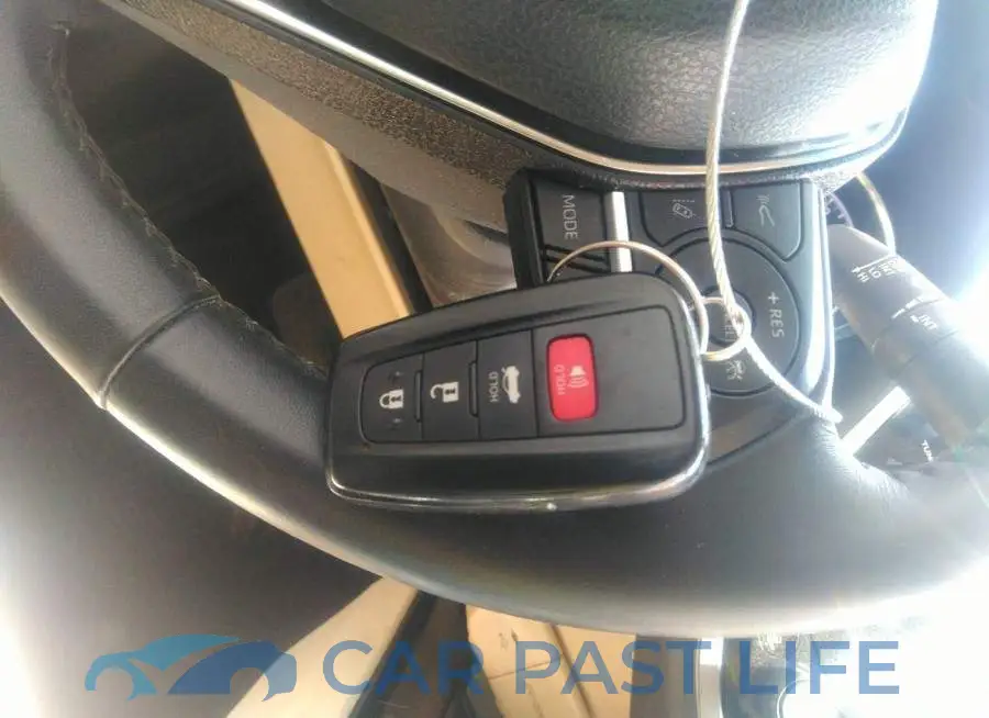 4T1B11HK7JU056878# 11