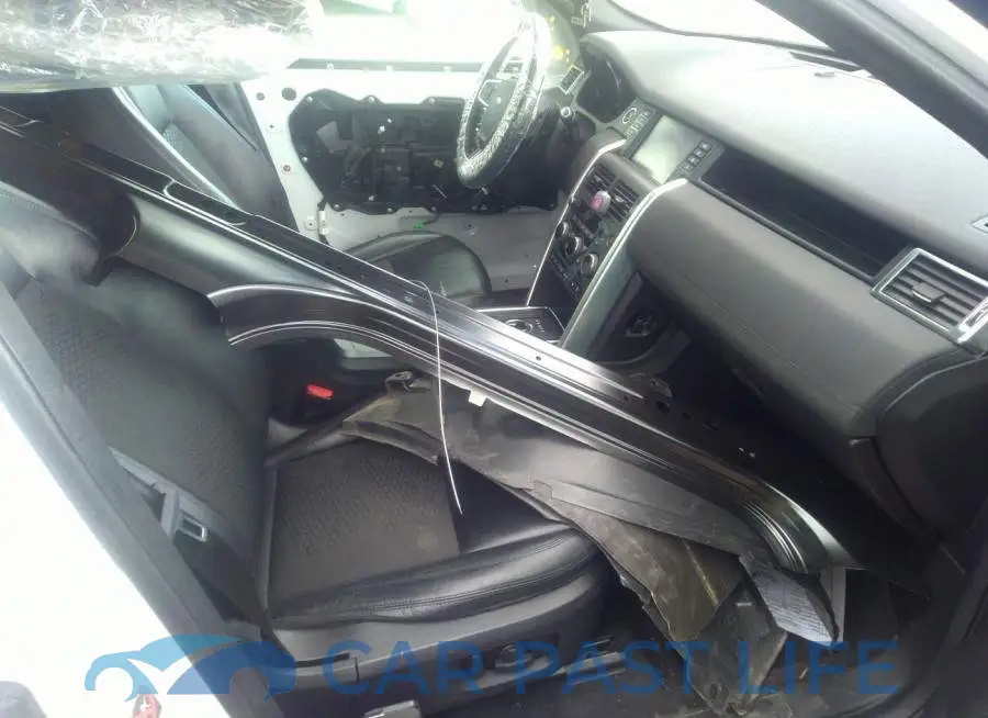 SALCP2RX8JH768891# 5