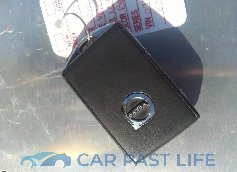 YV4A22PK4G1075545# 11