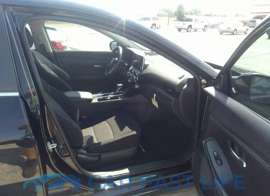 3N1AB8CV1MY204180# 5