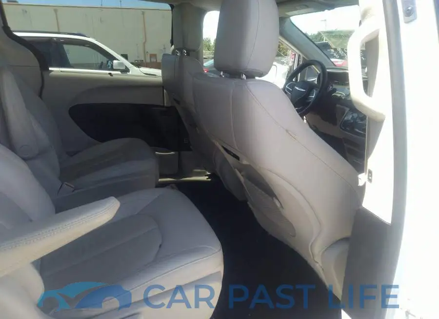 2C4RC1L75MR602949# 8