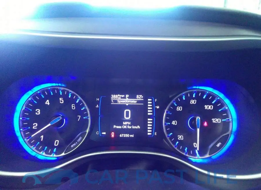 2C4RC1BGXLR279465# 7