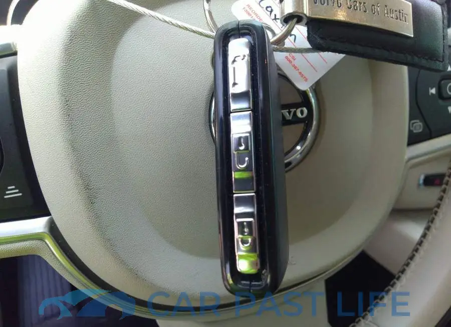 LYV102RK5JB101589# 11