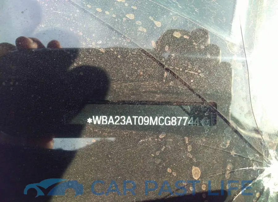 WBA23AT09MCG87744# 9