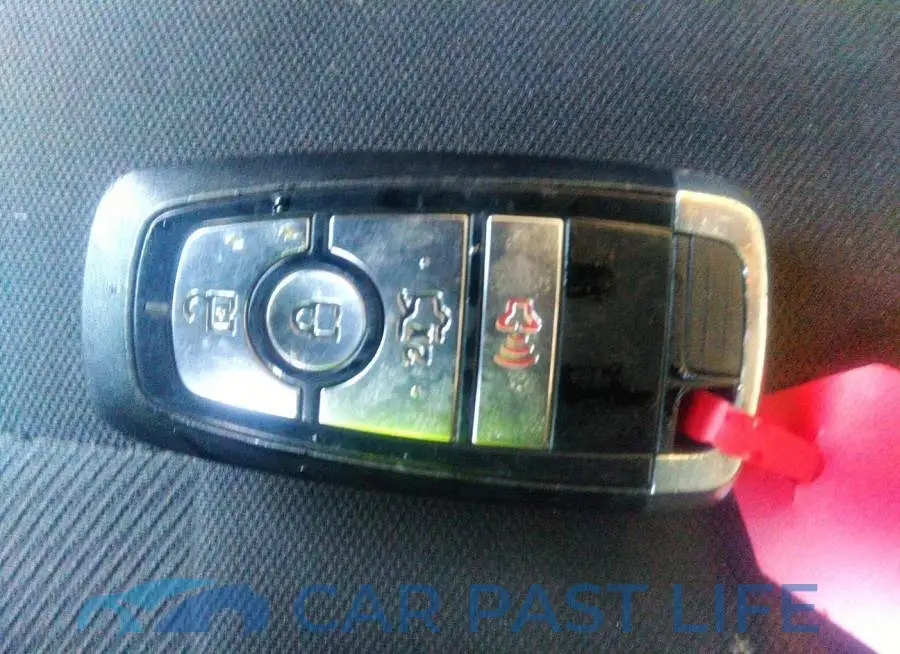 1FA6P8TH8K5135597# 11