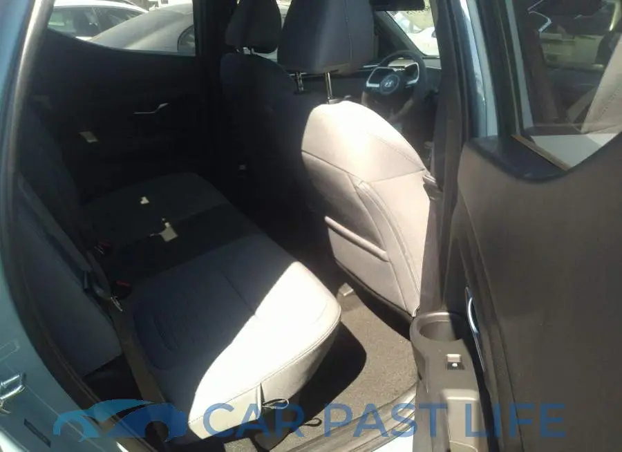 5NTJDDAF2NH021074# 8