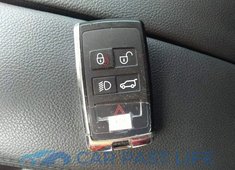 SALZP2FX8MH123628# 11