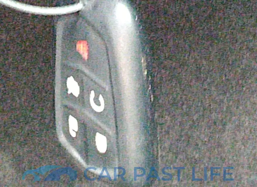 1G6AR5SX5F0133219# 11