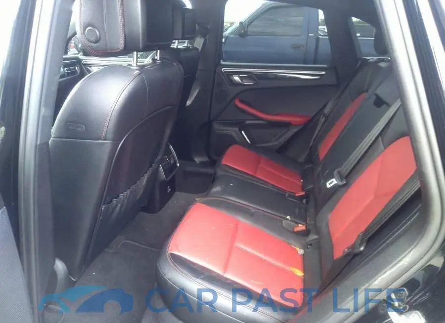 WP1AA2A54MLB11063# 8