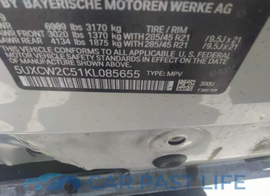 5UXCW2C51KL085655# 9