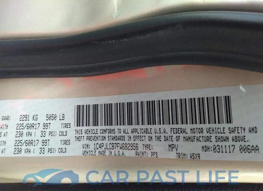 1C4PJLCB7FW682956# 9