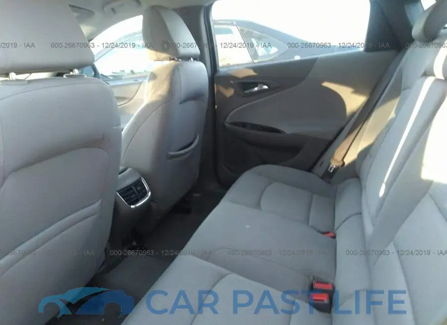 1G1ZE5ST5GF176085# 8