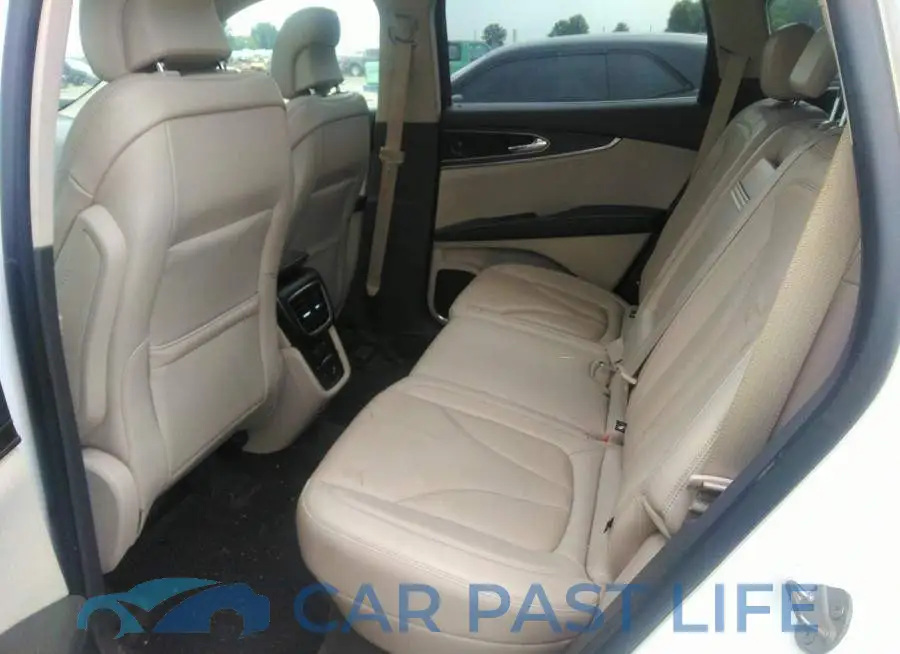 2LMPJ6L97KBL24329# 8