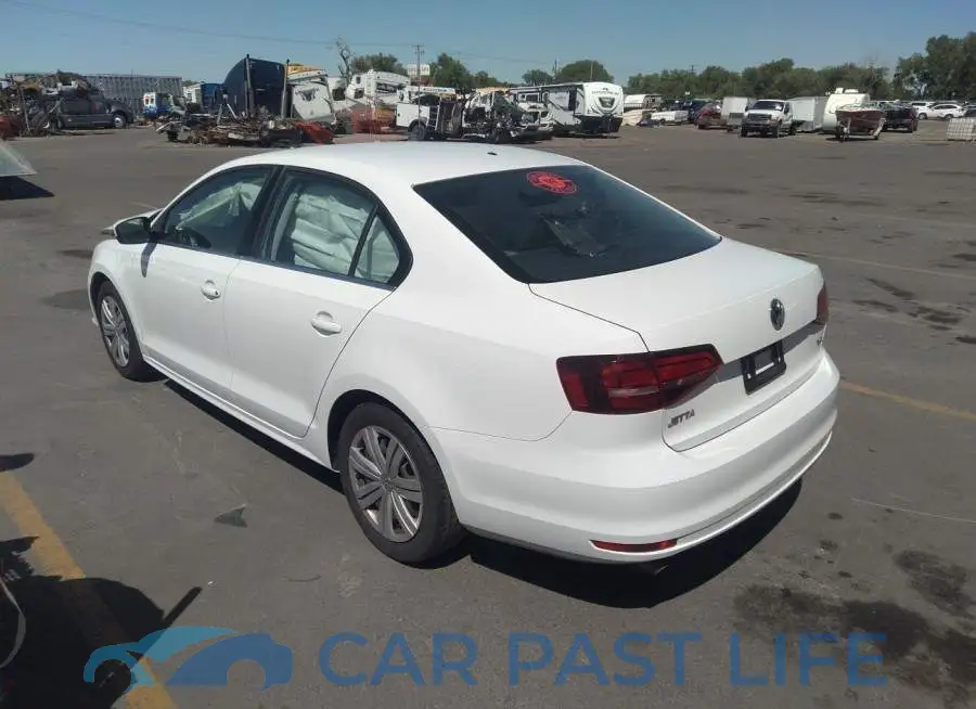 3VW2B7AJXHM235756# 3