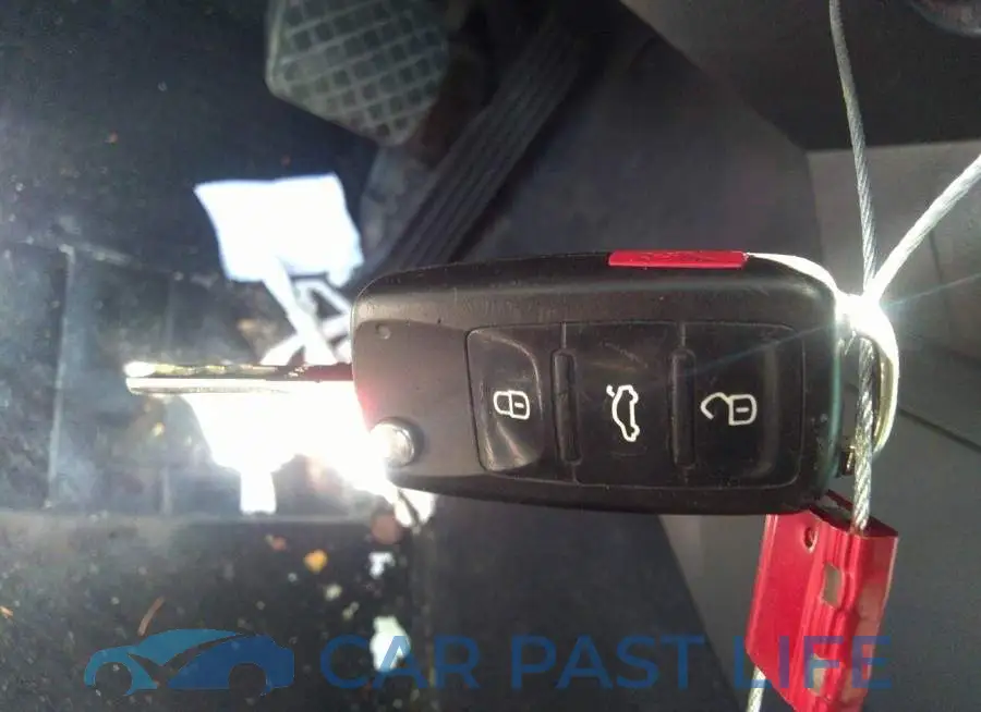 3VW2B7AJXHM235756# 11