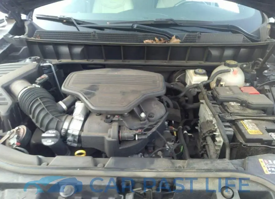 1GYKNBRS3JZ198767# 10