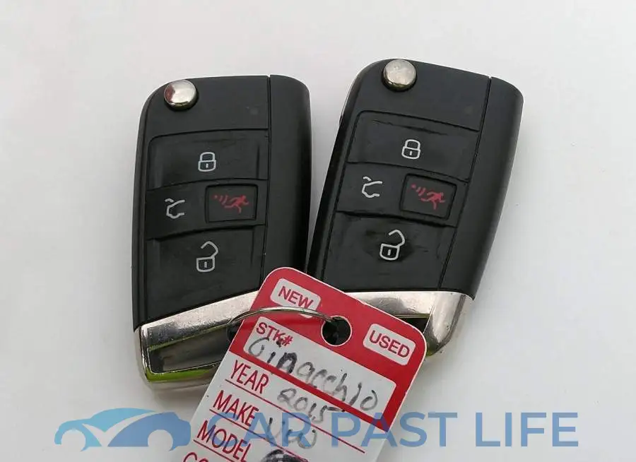 3VW5T7AU4FM059384# 11