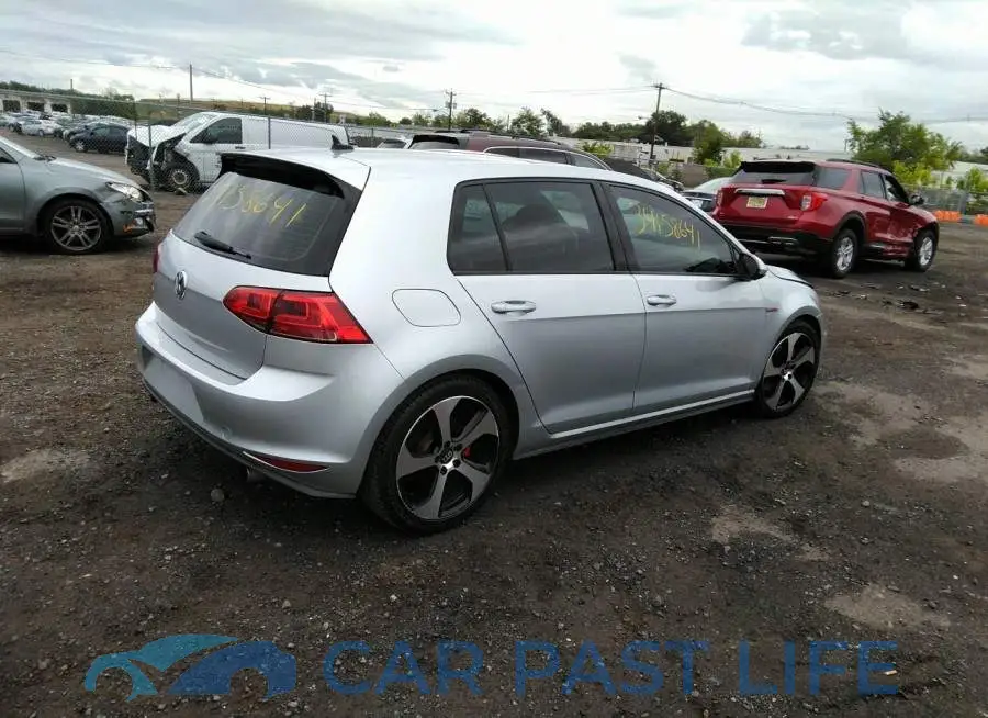 3VW5T7AU4FM059384# 4