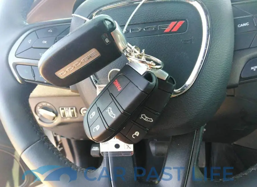 2C3CDXKT4HH630830# 11
