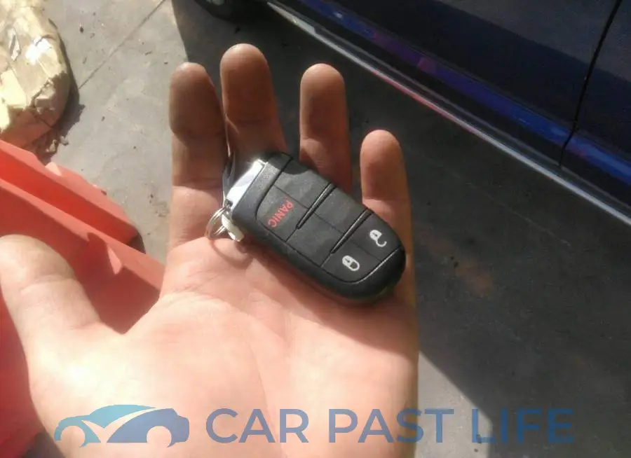 3C4PDCGB3FT698255# 11
