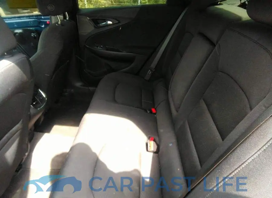 1G1ZD5ST7LF157406# 8