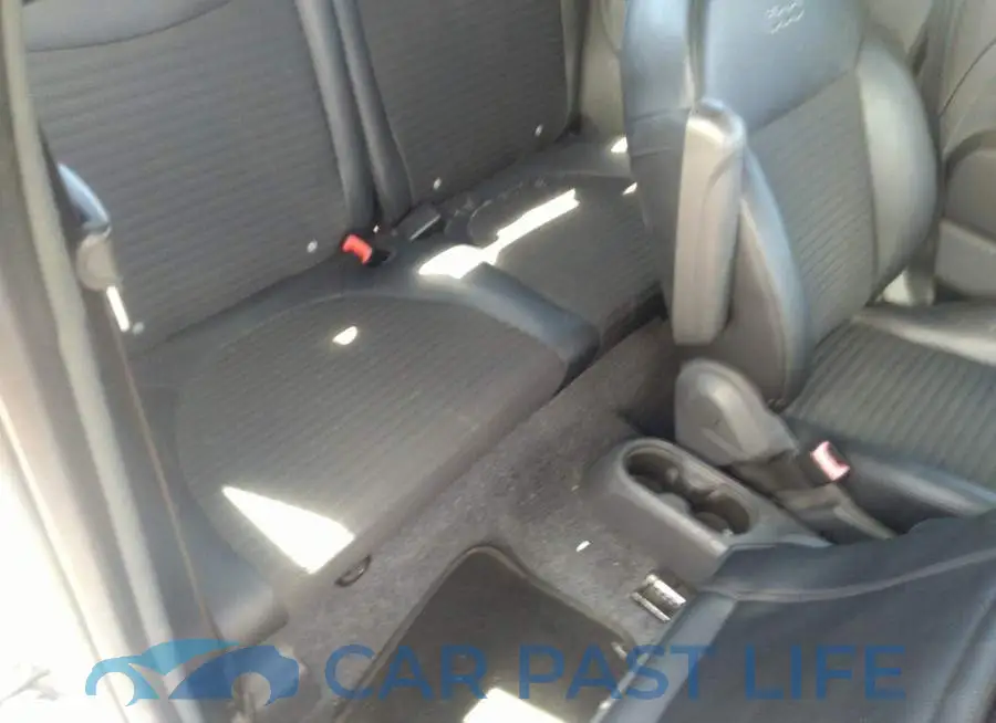 3C3CFFBR6FT501419# 8