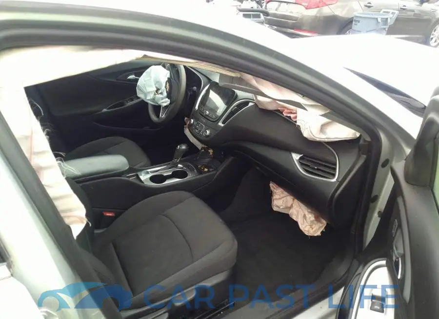 1G1ZB5ST9LF128981# 5