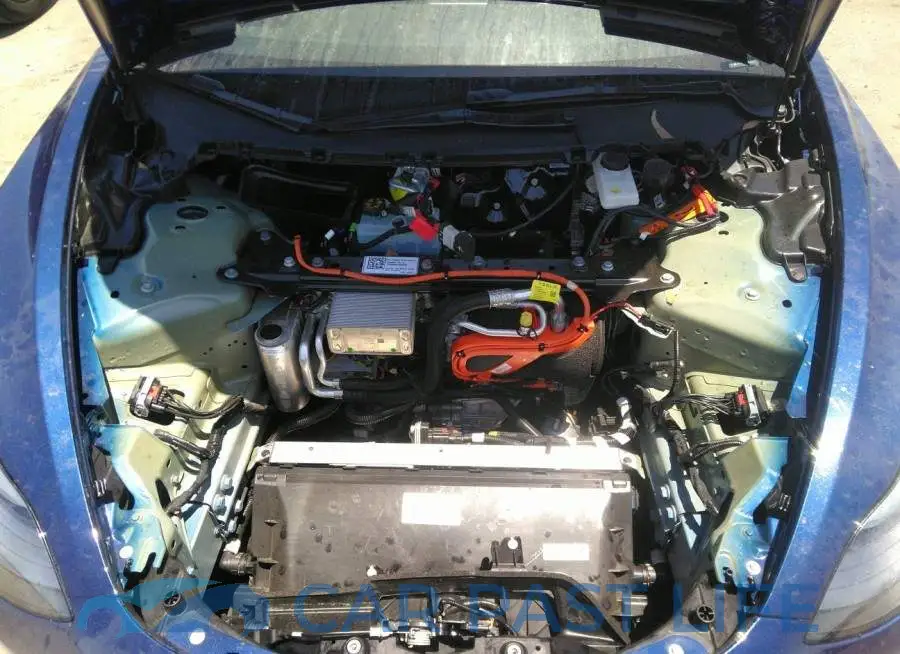 5YJ3E1EB4NF196824# 10