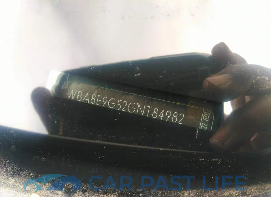 WBA8E9G52GNT84982# 9