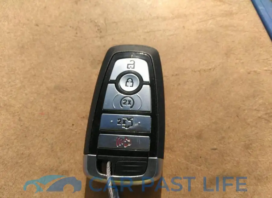 1FATP8UH7L5139546# 11