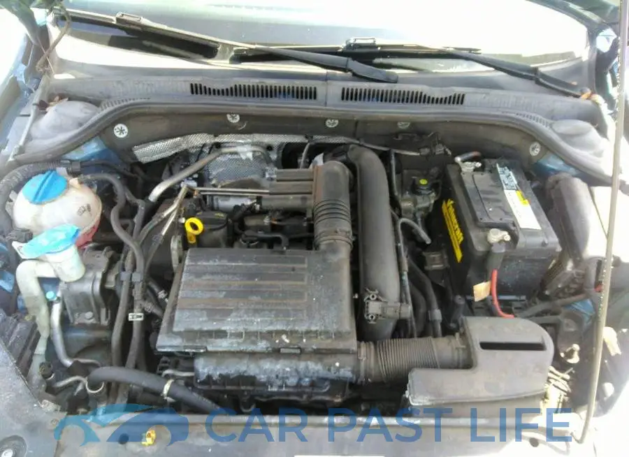 3VW267AJ8GM285042# 10