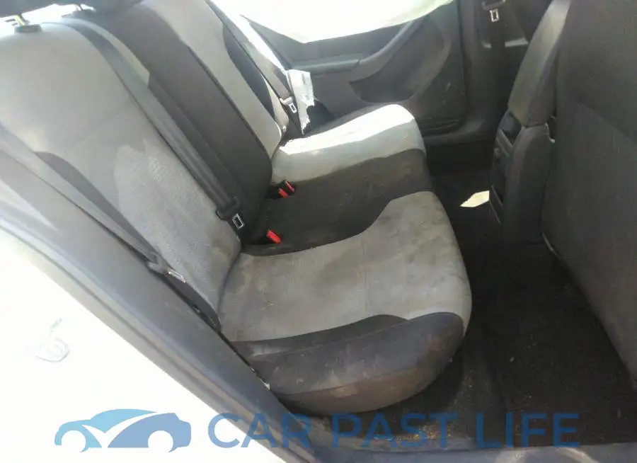 3VW167AJ1HM214410# 8