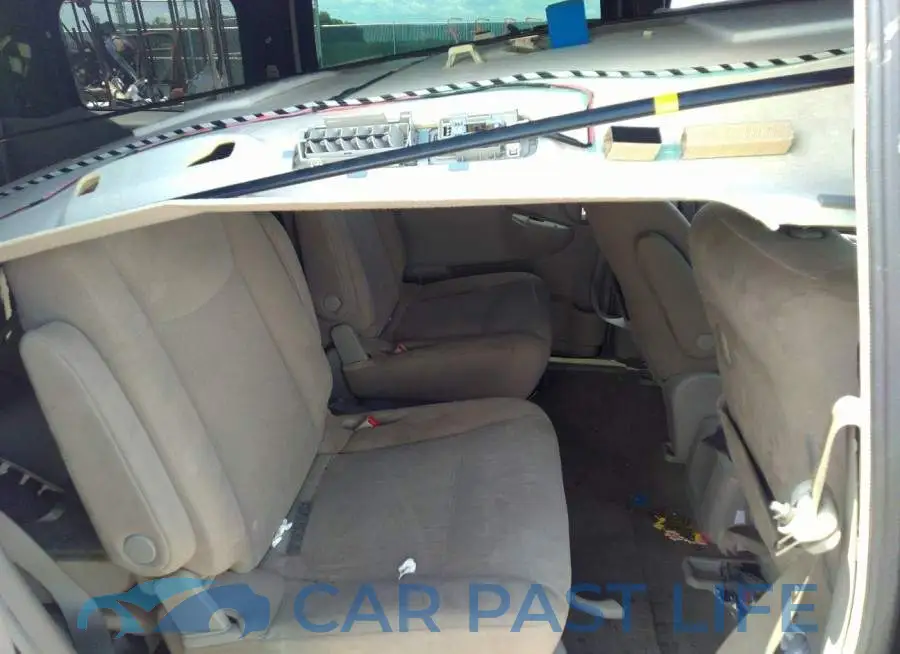 JN8AE2KP8H9165009# 8
